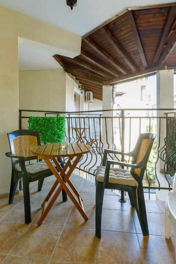 Casa Del Mar Apartments Солнечный берег Экстерьер фото