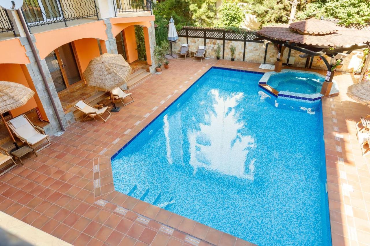 Casa Del Mar Apartments Солнечный берег Экстерьер фото