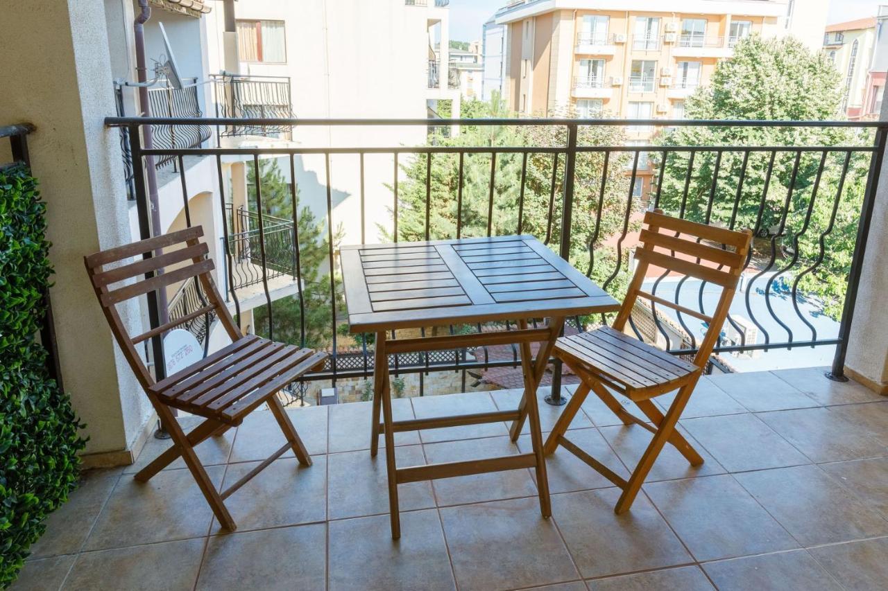 Casa Del Mar Apartments Солнечный берег Экстерьер фото